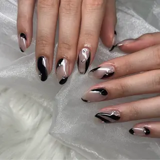 ネイル tener 🖤yua🖤のネイルデザイン