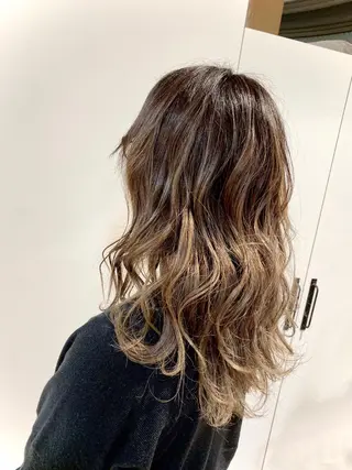 セミロング カラー Kazu .Kのヘアスタイル