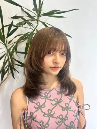 セミロング カラー 🩷愛咲🩷レイヤー /透明感カラーのヘアスタイル