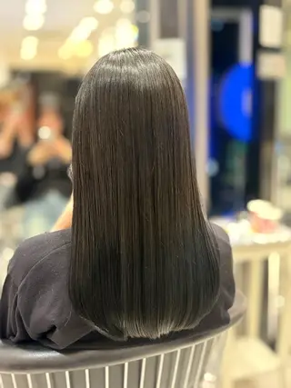 ロング カラー 🫐寒色カラー🫐 あいみ🧚🏻のヘアスタイル