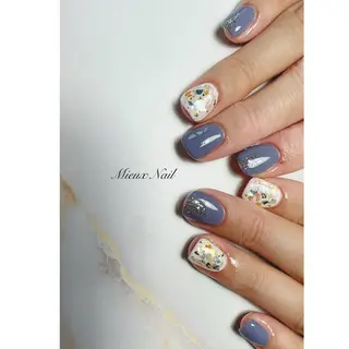ネイル 市川 麻衣子のネイルデザイン