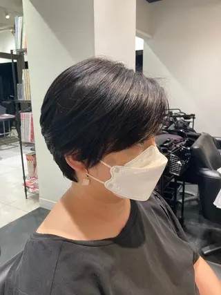 ショート 透明感カラー 板橋　島村美咲のヘアスタイル
