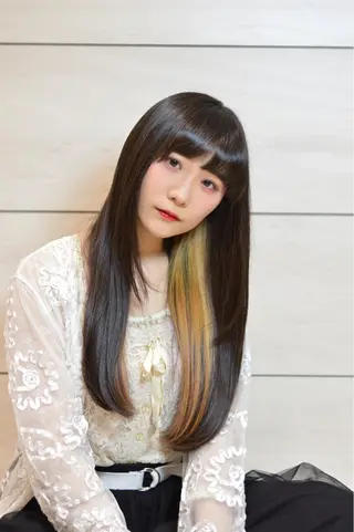 ロング カラー テラモト カズヨシのヘアスタイル