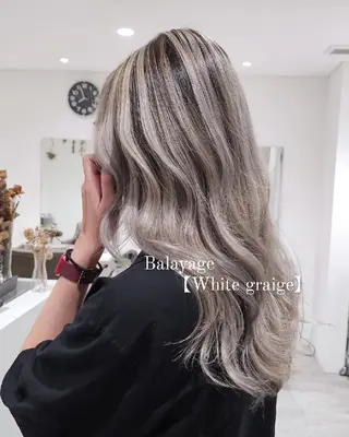 ロング カラー E Komo hair所属・Wow❕E Komo hair 永井一輝のヘアスタイル