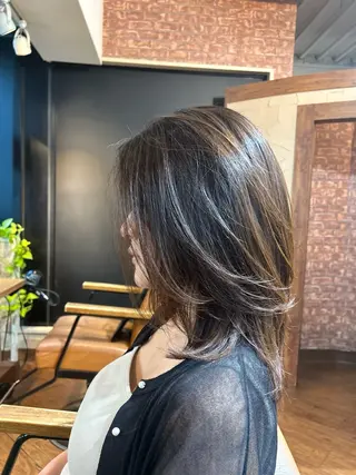 セミロング カラー スローエイジング/ ダメージレス鈴木慎一のヘアスタイル