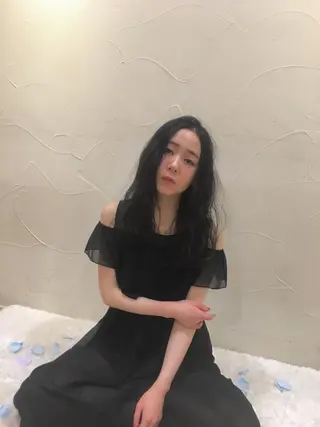 ロング パーマ G LUX(ジールクス)所属・清水 まなのマツエク・マツパデザイン