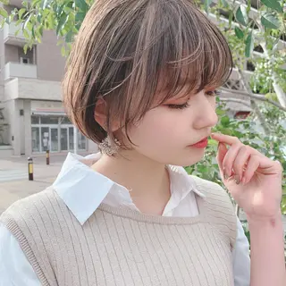 ショート カラー 明るい白髪染め専門店兵庫駅前店所属・山口 一馬のヘアスタイル