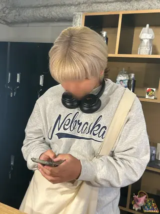 ショート カラー #韓国ハイトーン💓 TOWAのヘアスタイル