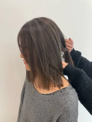 ミディアム 透明感カラー🫧/ レイヤー/髪質改善のヘアスタイル