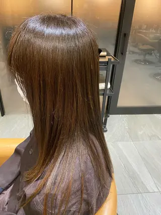 ロング カラー Kobayashi ハイライト/ショートのヘアスタイル