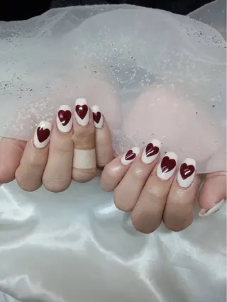 ネイル 金井 奈々のネイルデザイン