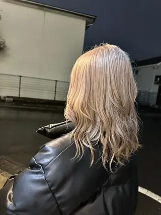 ミディアム カラー 🪼高評価🪼 💎柴崎の藤咲💎のヘアスタイル