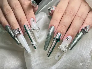 ネイル lucky nail 歌舞伎町のネイルデザイン