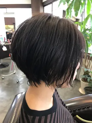 ショート analogue所属・u harukaのヘアスタイル