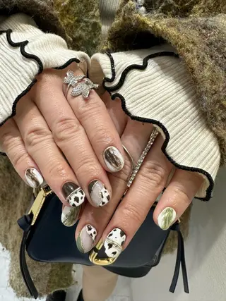 ネイル 個性派ネイル 🌼 ハルカ ♡の眉毛・アイブロウイメージ