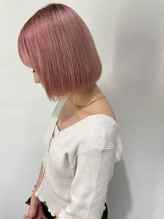 ショート カラー i.osaka所属・たつ/レイヤーカット 顔周り/髪質改善のヘアスタイル