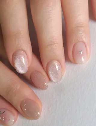 ネイル 高木 維麗絲のネイルデザイン