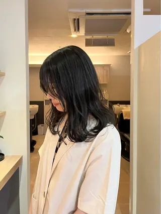 セミロング カラー Neale. ユメのヘアスタイル