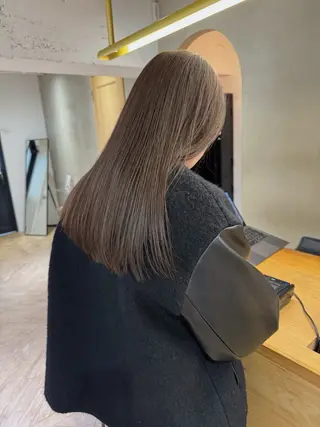 ロング レイヤーカット‎🤍 /ともえ🤎🧸のヘアスタイル