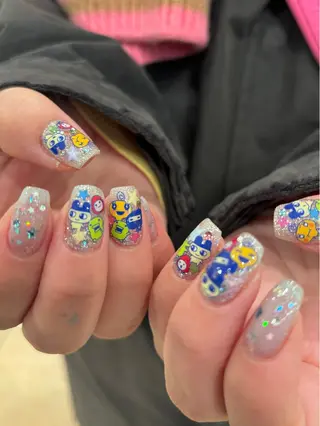 ミディアム mer natsumiのネイルデザイン