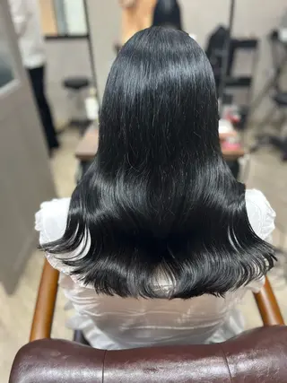 ロング カラー 🫧ぷる艶カラー🫧 Yuubi🦩のヘアスタイル