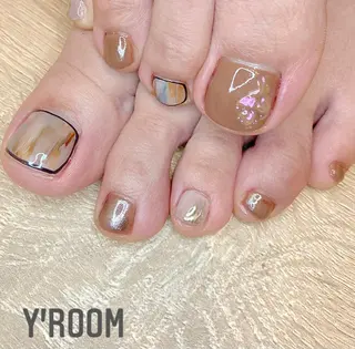 ネイル YUKA （ネイリスト）のネイルデザイン