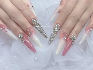 ネイル momoka デザイン長さだしのネイルデザイン