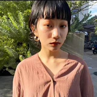 カラー レイヤーカット/ ダブルカラーサクライのヘアスタイル