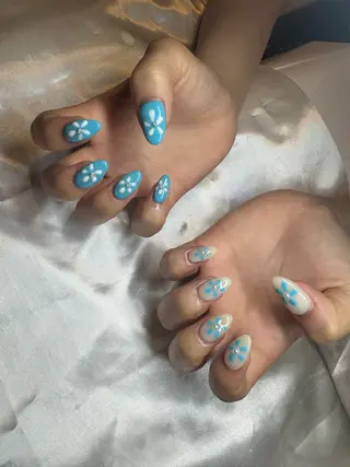 ネイル 濱岡 咲のネイルデザイン