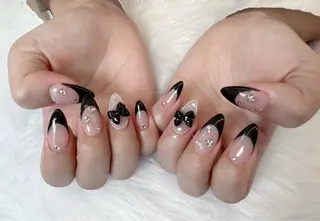 ネイル Luxe Nailのネイルデザイン