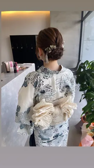 セミロング 山岸 未玖のヘアスタイル