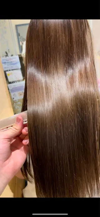 ロング カラー 中山 響希のヘアスタイル