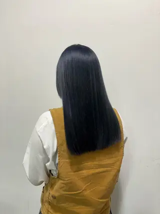 ロング カラー 小嶋 咲輝のヘアスタイル