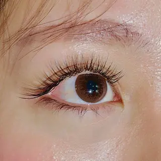 マツエク・マツパ ANNE梅田 GRACE店所属・ANNE chizuのマツエク・マツパデザイン