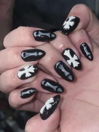 ネイル NES NAIL所属・さゆり￤推しキャラ ￤ロングネイル🩷のネイルデザイン