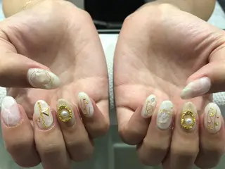 ネイル J. NAILのネイルデザイン
