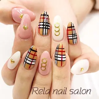 ネイル リラネイル Aikenのネイルデザイン
