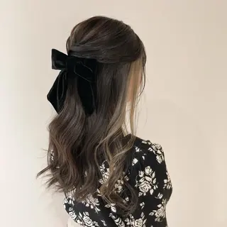 セミロング カラー ヘアアレンジ octo所属・梅澤 杏菜のヘアスタイル