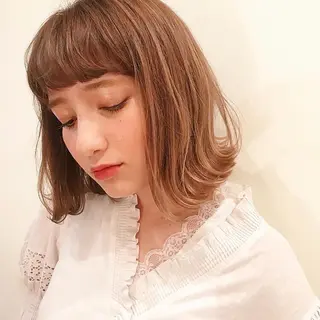 ミディアム カラー スナコザワ レナのヘアスタイル
