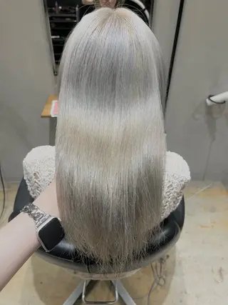 セミロング カラー ヘアアレンジ みわ/博多 ブリーチ/メンズヘアのヘアスタイル