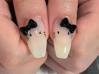 ネイル ﾐﾙﾌｨｰﾕ /Tomoeのネイルデザイン