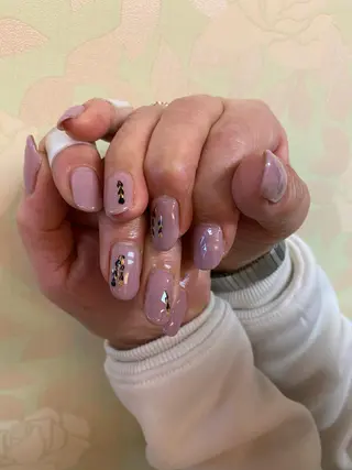 ネイル MIMI RUSH 安城 jubilee店所属・鍋田 彩歌のマツエク・マツパデザイン