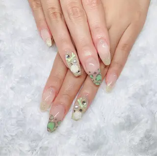 ネイル Mugi ☆KOHARUのネイルデザイン