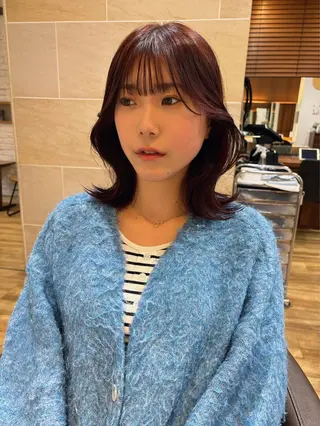 ミディアム カラー レイヤーカット /透明感/千葉怜寿のヘアスタイル