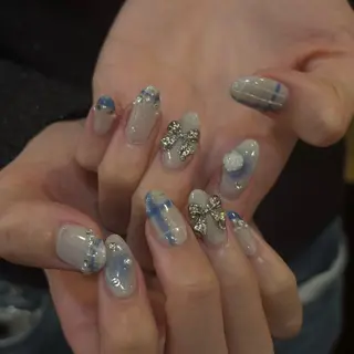 ネイル AMRITA omotesando所属・艶ｶﾗｰ･:*個性派 ﾈｲﾙ🦋mire-のネイルデザイン