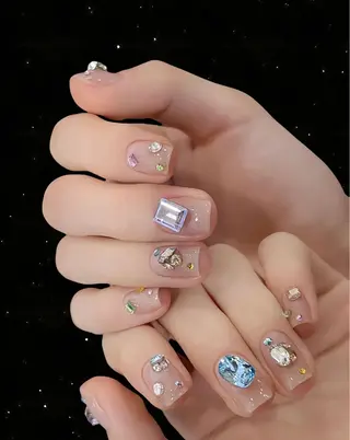 ネイル LEDアイラッシュ ∩_∩アオイのマツエク・マツパデザイン