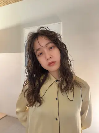 カラー nolla所属・yoshihama sumireのヘアスタイル