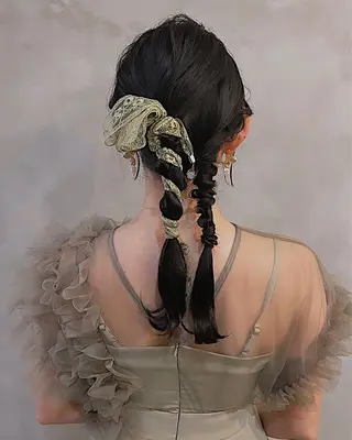 セミロング ヘアアレンジ ♡トップスタイリス ト/美髪矯正hinaのヘアスタイル