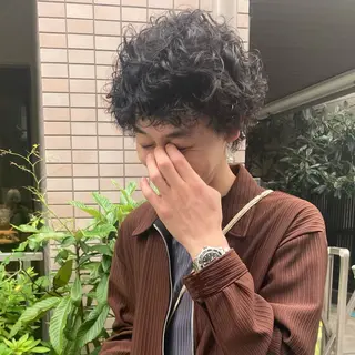 ショート パーマ メンズ 🌈圧倒的デザイン力 内井省吾のヘアスタイル