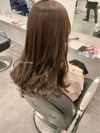 ロング カラー Parve  Mix /板野妃莉のヘアスタイル